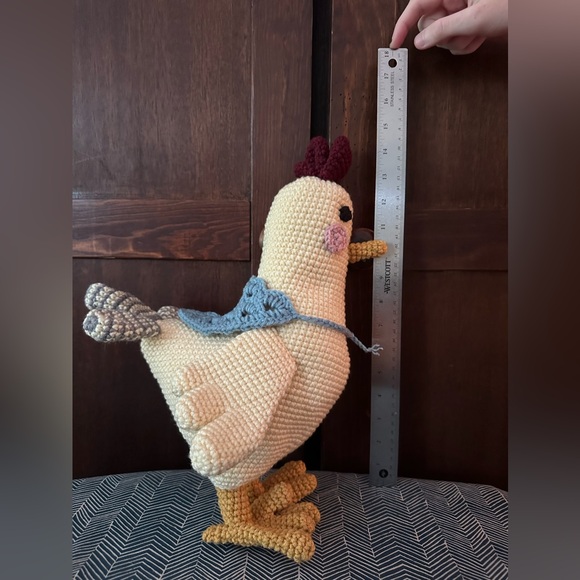 Hand Crocheted Chicken With Shawl! - Picture 6 of 7